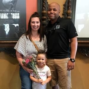 Meet your Posher, Avery